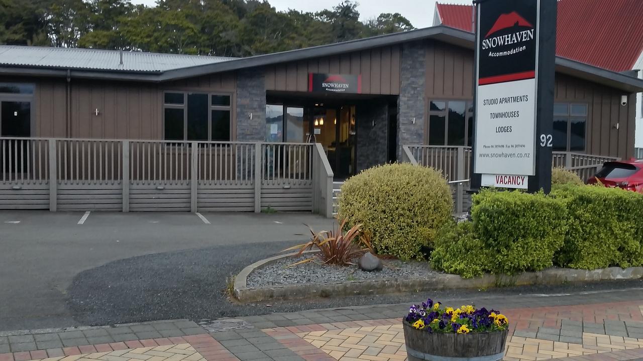 オハクネ スノーへイブン タウンハウシズモーテル エクステリア 写真
